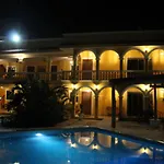 Scarlette 3* Tulum