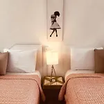 Hotel Radio
