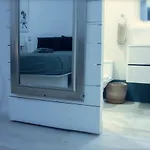 Hotel Radio