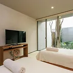 Apartment Eco-chic Design Wrapped In Nature's Elements By Stella