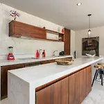 Apartment Eco-chic Design Wrapped In Nature's Elements By Stella