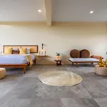 Xperience Hotel 5*