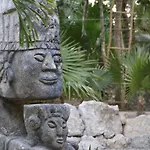 Hotel Zamna Eco-lodge