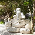 Roc Luxe Tulum