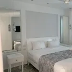 Mediterraneo Hotel 3*