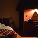 Lo Nuestro Petit Hotel