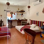 Lo Nuestro Petit Hotel