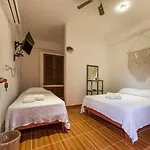 Itza La Veleta Hotel