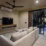 Villa Maracuyá: With 3 Jacuzzi, Private Pool, Chef&spa *