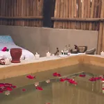 Maracuyá: With 3 Jacuzzi, Private Pool, Chef&spa Villa Tulum