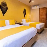 Maracuyá: With 3 Jacuzzi, Private Pool, Chef&spa