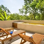 Maracuyá: With 3 Jacuzzi, Private Pool, Chef&spa Villa