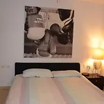 Beautiful With Pool Apartamento