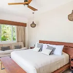 Villa Ek'balam & Flamingo, Luxury Villas, Private Pool, Private Garden, Jacuzzi, 24h Security