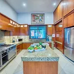 Mansion In Soliman Bay For 34 Guests!
