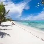 Mansion In Soliman Bay For 34 Guests! Holiday home *