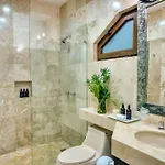 Holiday home Mansion In Soliman Bay For 34 Guests!
