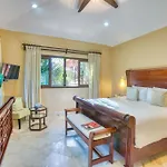 Mansion In Soliman Bay For 34 Guests!