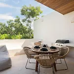 Modern 2Br Penthouse Concierge Gated Community