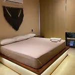 La Veleta luxury condos