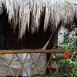 L Hotelito