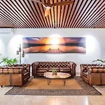 Ultra Luxury Condo, Rooftop Pool&HIGH SECURITY, Viva Residence