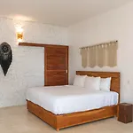 Amigos Boutique Hotel