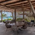 Amigos Boutique 4*
