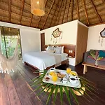 Zamna Eco-lodge Hotel
