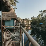 Zamna Eco-lodge *