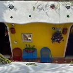 Maison Hotel 3*