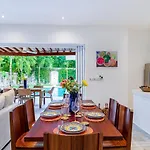 Bonita, Private Pool, Jacuzzi, Concierge Сasa de vacaciones