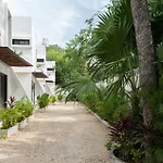 Tulum Cozy 3 Bedrooms Townhome-Centrally Located-Gated-Wifi