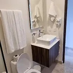 Cozy 305 Netflix Fast Wifi Pool *