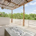 Jungle Chic 3 Bedroom Villa