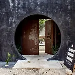 16tulum Hotel