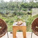 Zaazil, Jungle View & Great Pool 100Mb Fiber Wifi!