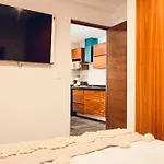 Nectar Hotel *