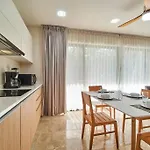 Lujoso Departamento Con Acceso Privado A La Piscina Apartment