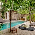 Apartamento Eco-designed & Nature-infused Units By Stella