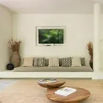 Casa Areca, Awarded Architectural Located In A Secured Gated Community, With Concierge Services