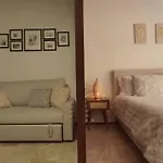 Noah Luxury Loft In Downtown Apartamento