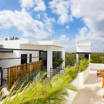Hostpal Noil Zama Residences Tulum