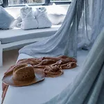 Coco Hotel 2*