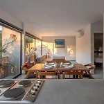 2 Bedroom Apt Wamazing Natural Lightinglocation