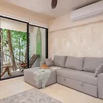 1 Bedroom Apartment With Private Pool