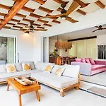 Villa Ek'balam & Flamingo, Luxury Villas, Private Pool, Private Garden, Jacuzzi, 24h Security Tulum