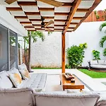 Ek'balam & Flamingo, Luxury Villas, Private Pool, Private Garden, Jacuzzi, 24h Security