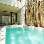 Afra 2 Tulum
