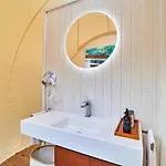 Astral Campo de lujo 4*
